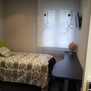  Apartamento Piso Muy Bonito En Zona Tranquila España